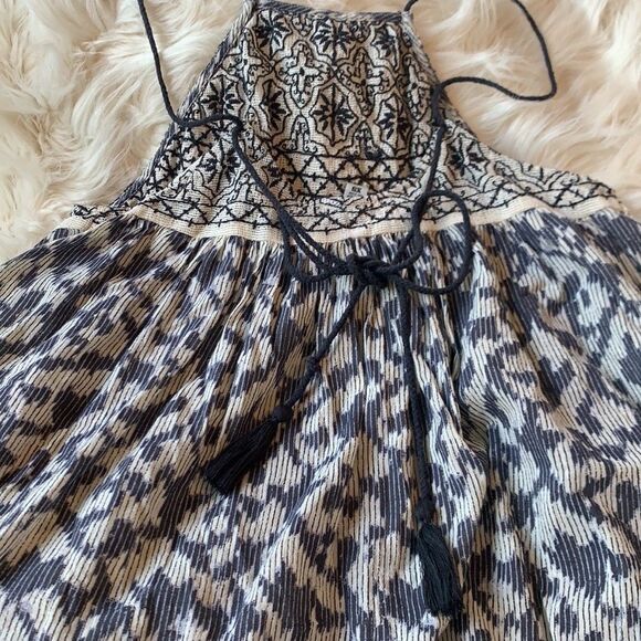 Ecote Embroidered Pinafore Tank Top - Picture 15 of 15